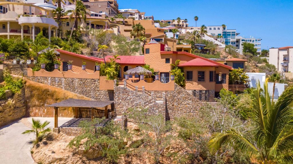 High-End Properties in Cabo Real Estate