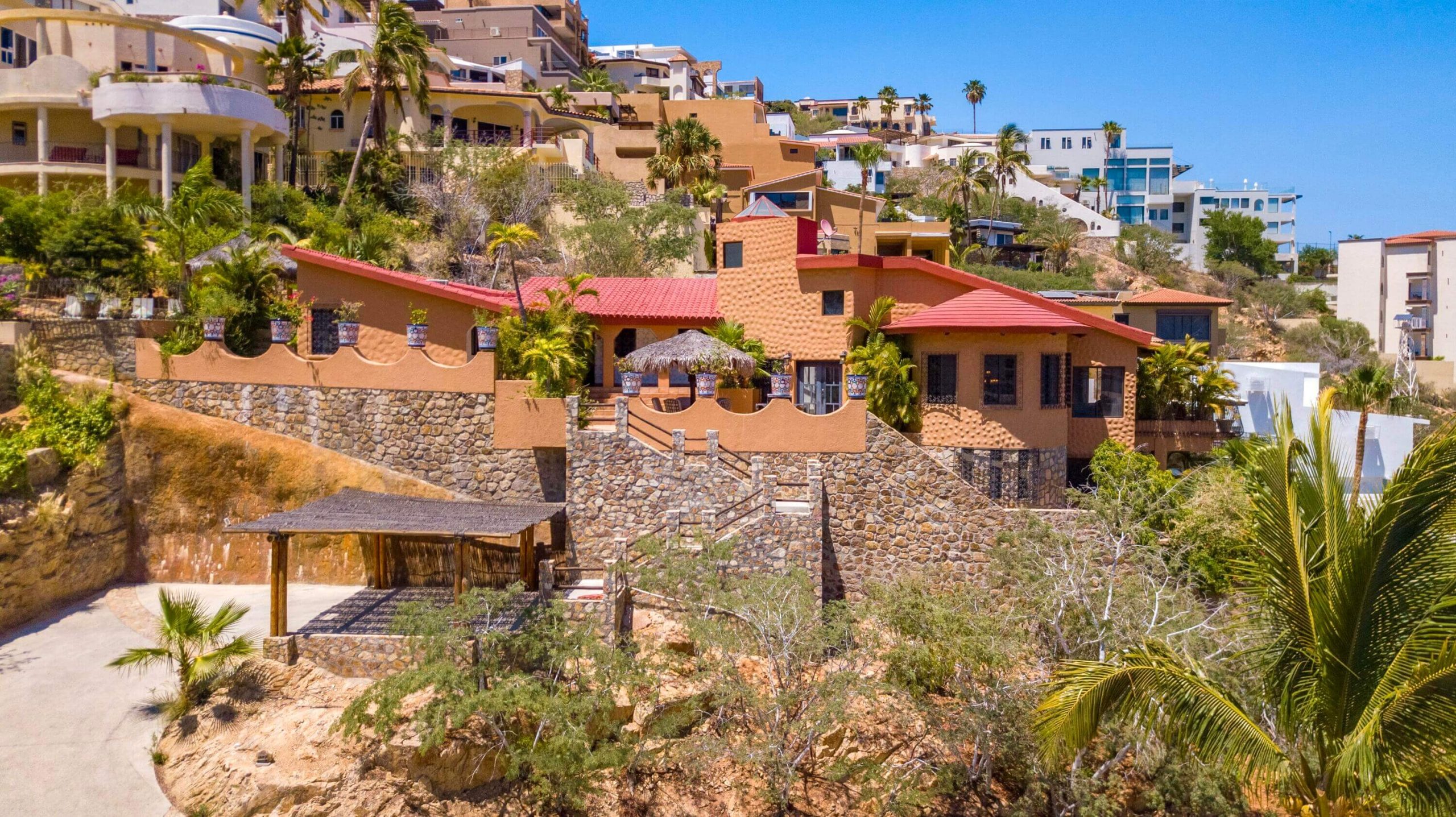 High-End Properties in Cabo Real Estate