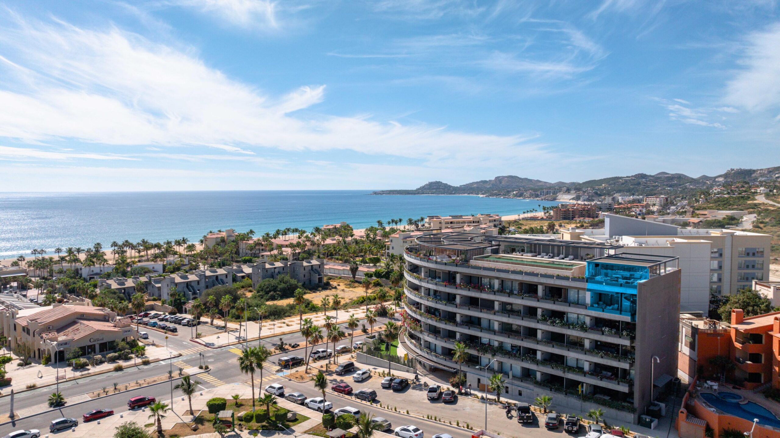 Los Cabos Club La Costa Beautifully renovated two-story penthouse in the highly coveted Club La Costa community. Ideally located just steps from restaurants, shopping, Plaza Pescador, and the Art District, and only a 3-minute walk to the beach. This pristine condo offers beautiful golf course and mountain for sale
