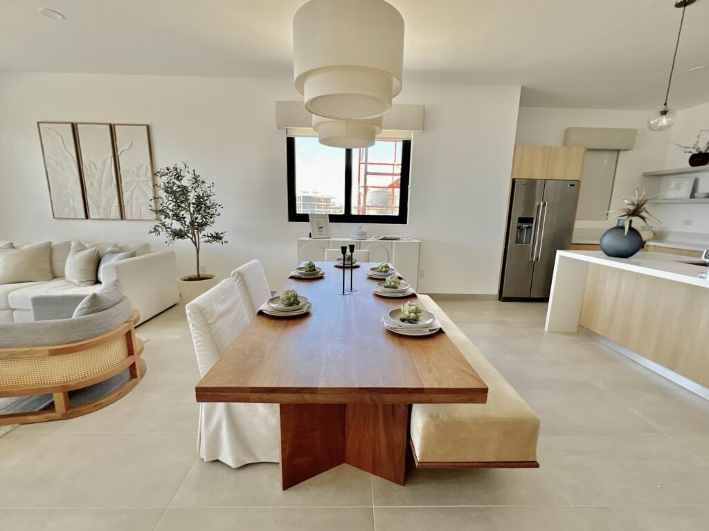 Los Cabos Terrasol Welcome to Terrasol, where many believe this beachfront property is like no other in all of Los Cabos!! This gorgeous, 3-bedroom, 3-bathroom unit #160A has been completely remodeled. It is centrally located an only 5-minutes walking distance to the famous Cabo San Lucas Marina. – 3 BD Salomon de la Cruz, Cabo Corridor, BS