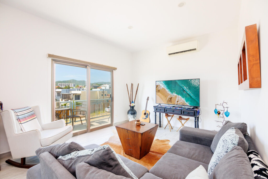 Los Cabos Cabo Viejo The premier place in Pedregal is located in the best location to access downtown and the marina. Picturesque – 409 Av. Crispin Ceseña, Cabo Corridor, BS