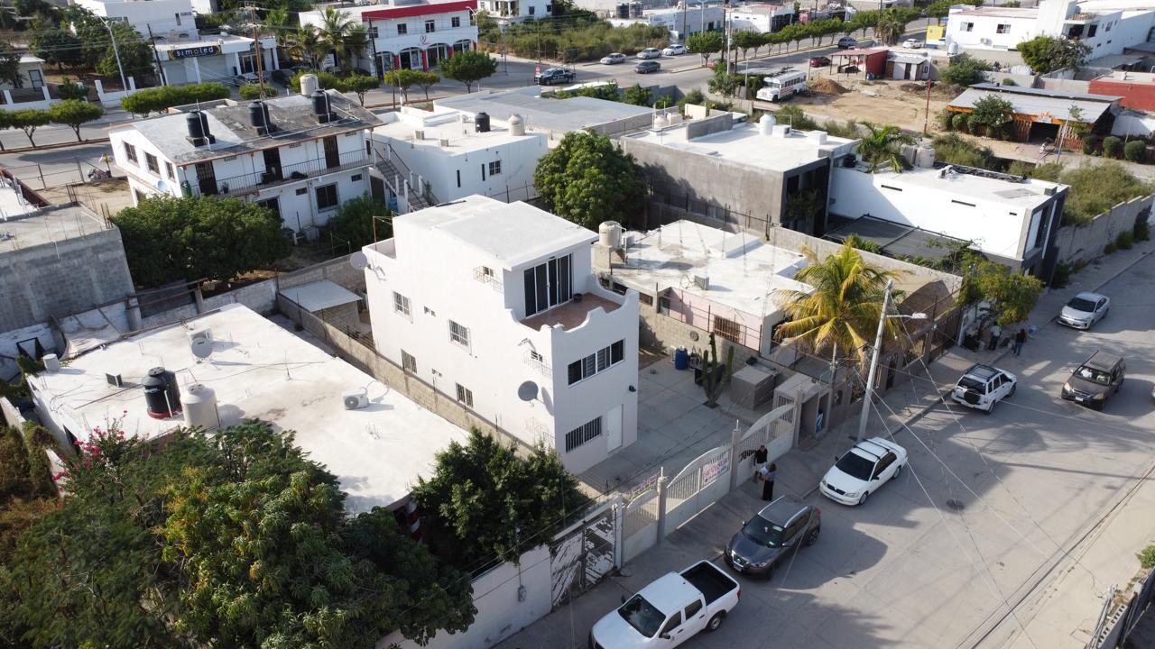 Los Cabos Terranova Terranova Residencial Hermosa casa amueblada y lista para habitar. Cuenta con 3 amplias recámaras (2 con terraza), 2.5 baños, sala, cocina y comedor y cisterna de 5,000L. Disfruta del patio privado con asador y horno para pizza.Acceso a áreas comunes con enorme jardín, juegos infantiles, Pet Park, pérgola y asador. Seguridad 24/7 con videovigilancia!* * * * * * * * *This fully furnished house is move-in ready, featuring 3 spacious bedrooms (2 with terraces), 2.5 bathrooms, living room, kitchen, dining area and 5,000 L water cistern. Enjoy a private patio with a BBQ & traditional pizza hovenAccess to common areas with a garden, pergola, kids & pets playground, and BBQ space24/7 security & video recording! for sale