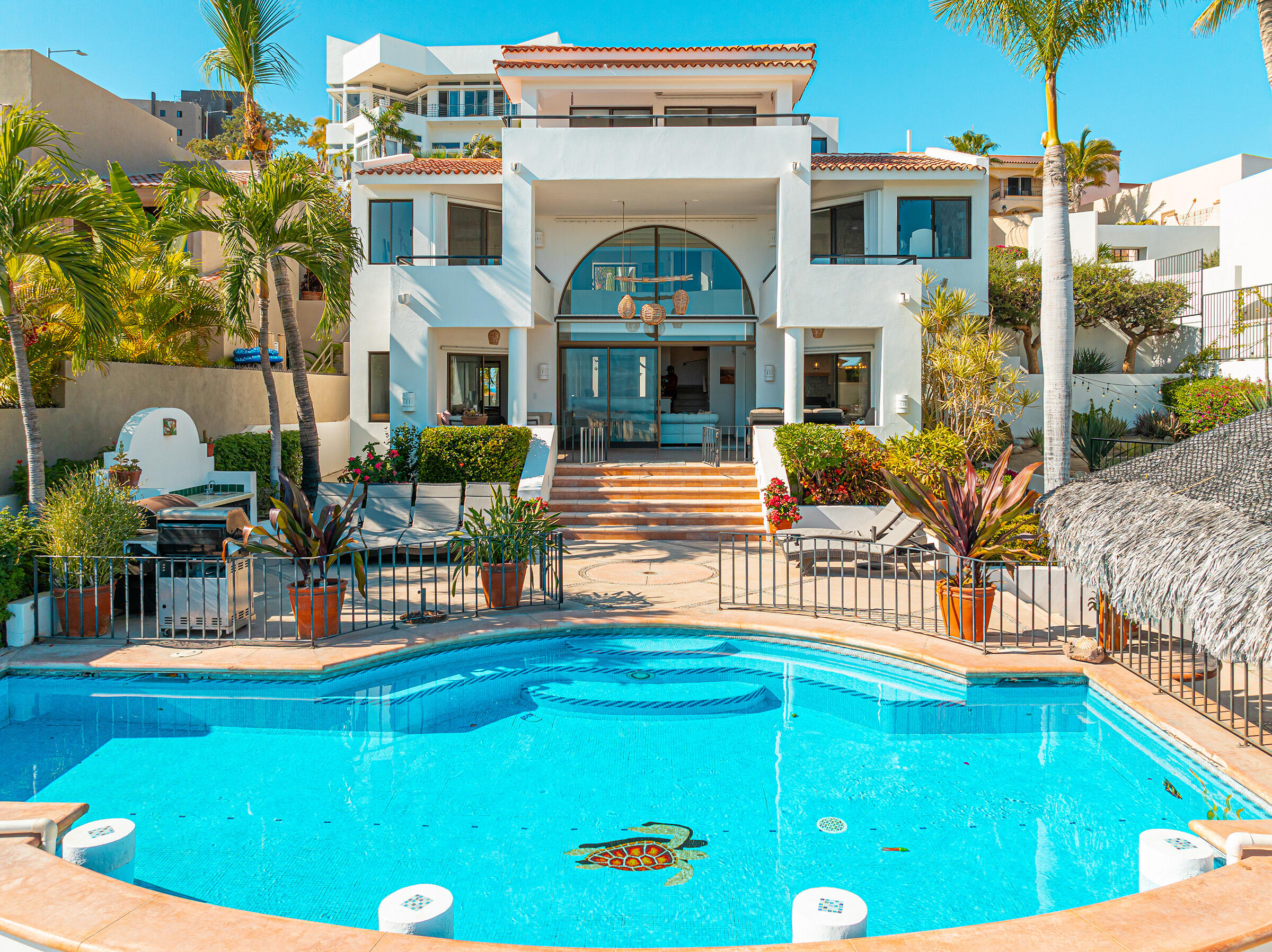 Los Cabos Pedregal Csl Welcome to the house of your dreams, or translated, Casa de los Sueños!! Nestled in the serene and established community of Pedregalito, this fully remodeled, move-in-ready home combines contemporary style with expansive living spaces. Just steps from the iconic Pedregal Beach, Casa de los Sueños features breathtaking ocean for sale