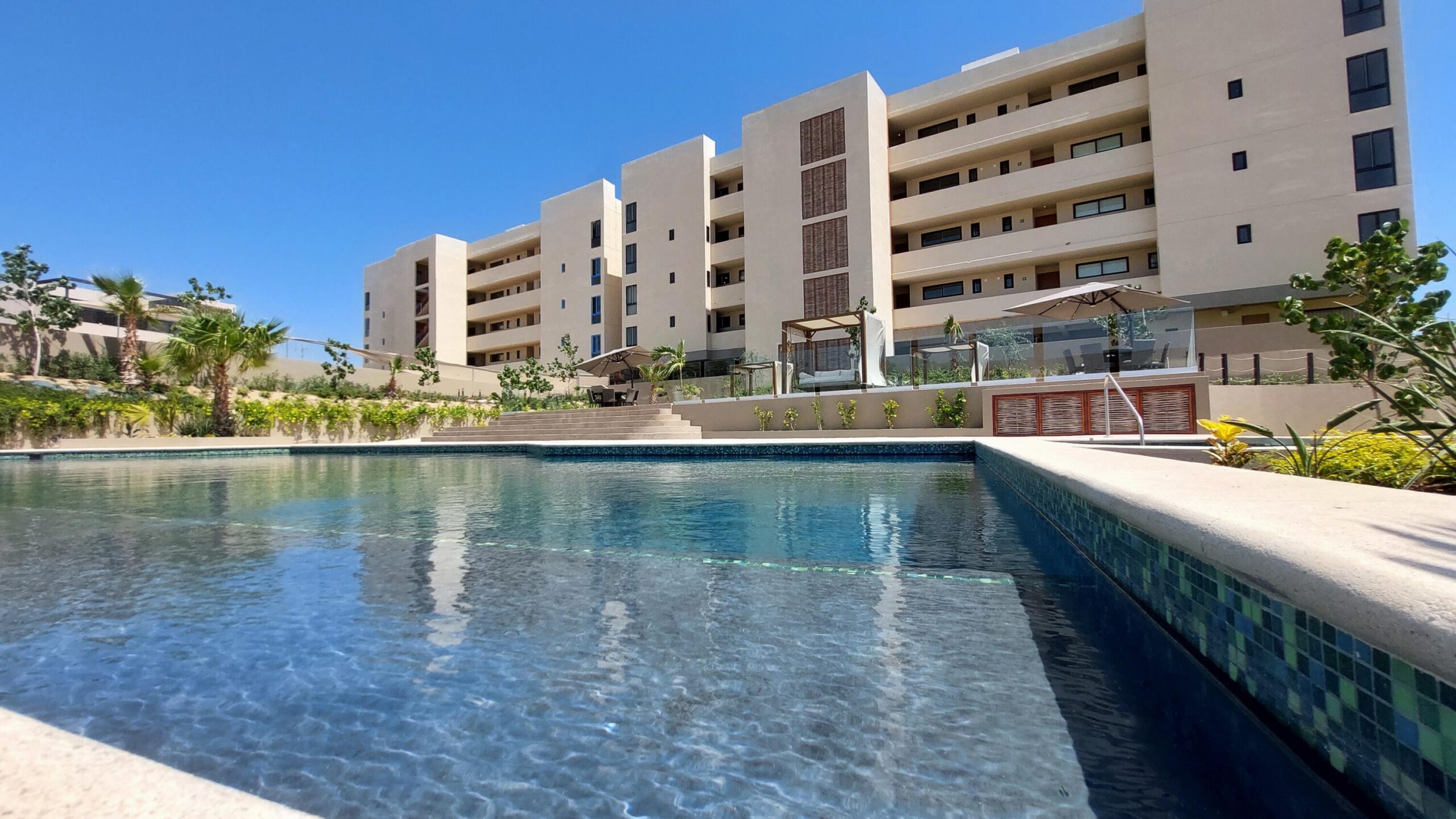 Los Cabos Oceana Wellness Residences Oceana Wellness Residences: Where Luxury Meets Wellness and Sustainability. Step into a life where luxury seamlessly blends with eco-conscious living in one of Los Cabos' only five-star boutique residential communities. Oceana Wellness Residences presents 100 stunning, next-level luxury condos, offering breathtaking ocean, city, and iconic arch for sale
