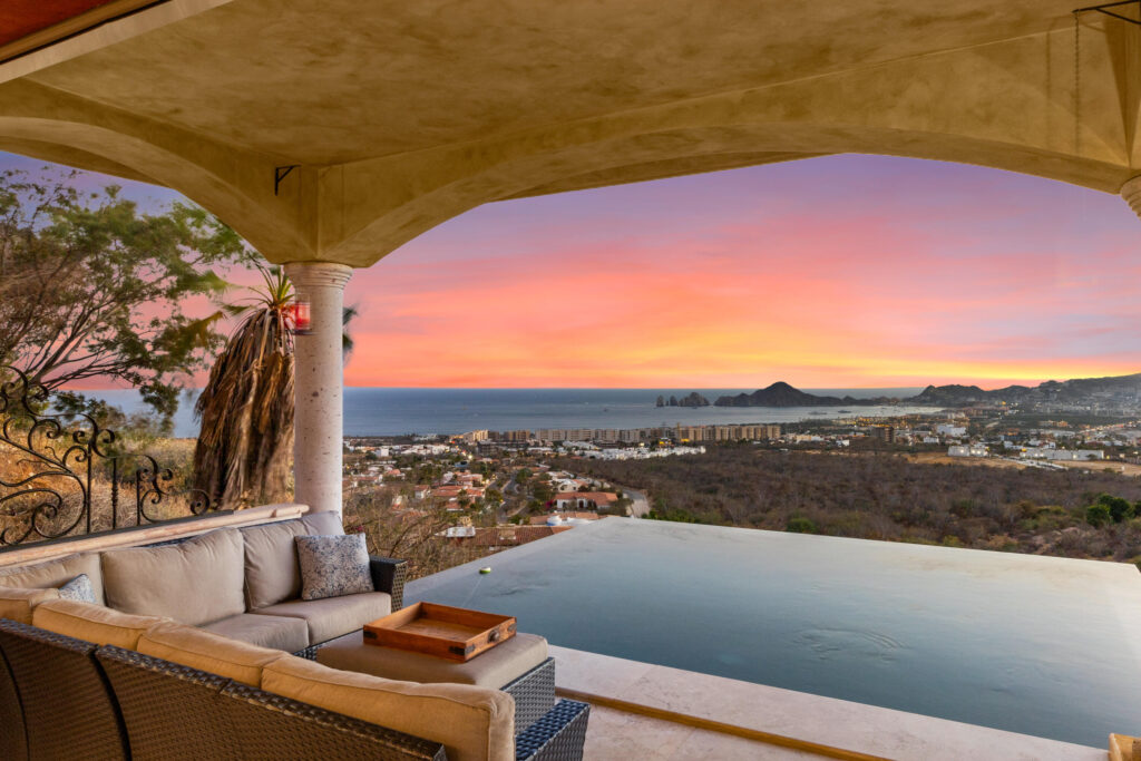 Los Cabos Cumbre Del Tezal Discover Yameto in Cabo San Lucas, a condominium that blends modern design, functionality, and comfort in every space. Featuring two bedrooms, two full bathrooms, and parking for two cars, it stands out for its high-quality finishes such as marble flooring and a fully equipped kitchen with a quartz countertop. It is delivered fully equipped with included appliances: a 5-burner electric ceramic cooktop, a three-door French Door refrigerator, and a microwave hood. Additional features like a smart lock and a private terrace.Yameto elevates your lifestyle with amenities designed for maximum enjoyment: a swimming pool, gym, green areas, children's spaces, and a rooftop for gathering or relaxing. With 24/7 security and controlled access. – Flor de Betania, Cabo Corridor, BS