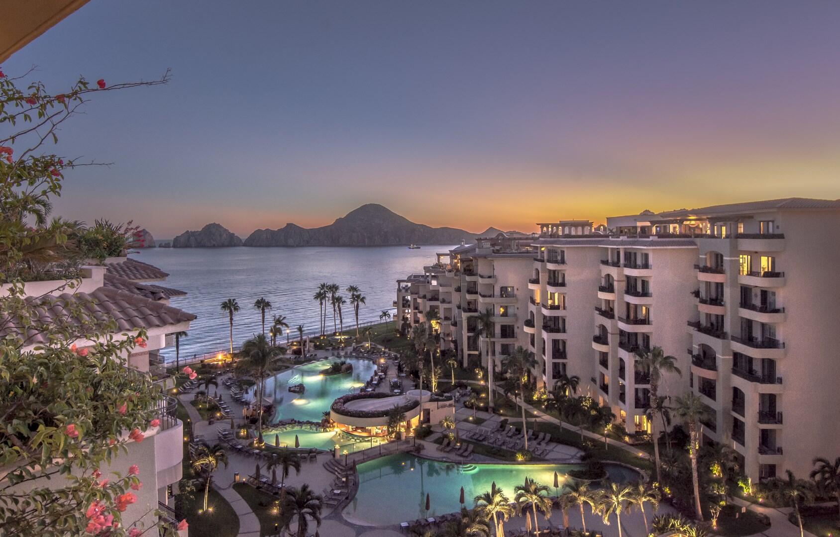 Los Cabos Villa La Estancia Villa La Estancia is situated oceanfront on Medano Beach at Land's End. 1308 is a two bedroom 3 full bath property with spacious interiors and balcony for sale