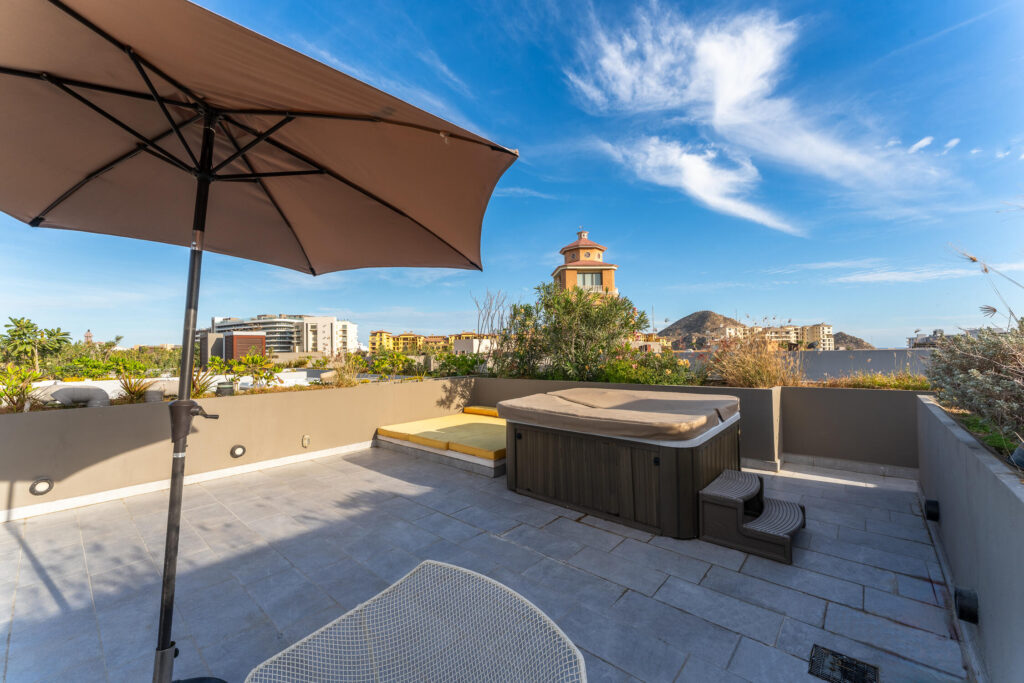 Los Cabos The Paraiso Residences MOTIVATED – Prime Location Turnkey 3 BED, Cabo San Lucas, Cabo San Lucas, BS