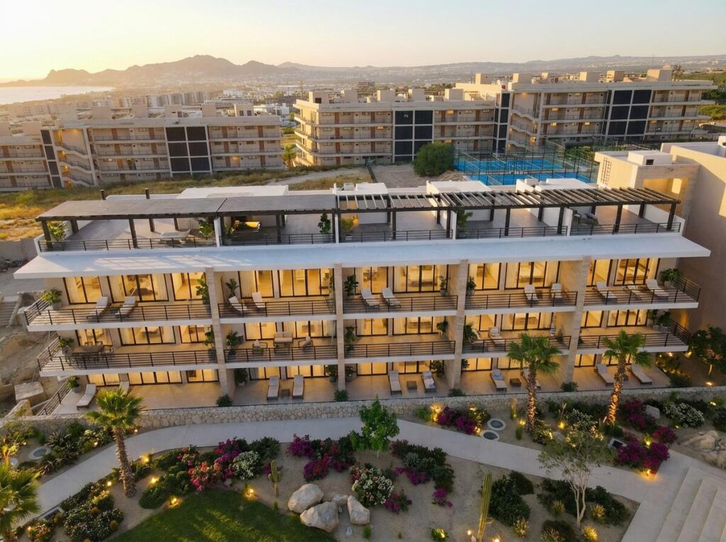 Los Cabos Cora Discover one of the most spacious residences in Cora, Club Campestre Los Cabos. Unit G-101 offers 255.76 m² on the ground level, featuring 3 bedrooms, 3.5 bathrooms, bright social areas and a well-equipped kitchen. The home includes a private terrace and garden with tranquil – Salomon de la Cruz, Cabo Corridor, BS