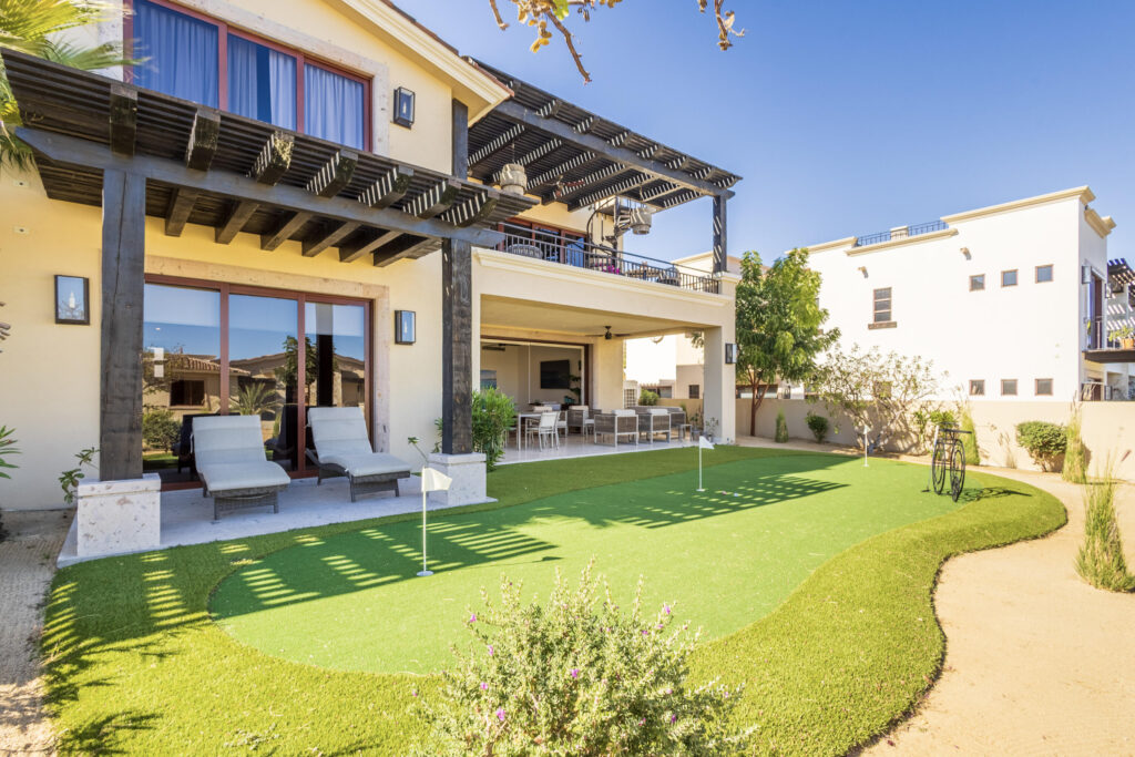 Los Cabos Alegranza Perched in sought-after Alegranza in Fonatur Hills, this spacious 2-bedroom condo captures sweeping – The Dunes, San Jose Corridor, San Jose Corridor, BS