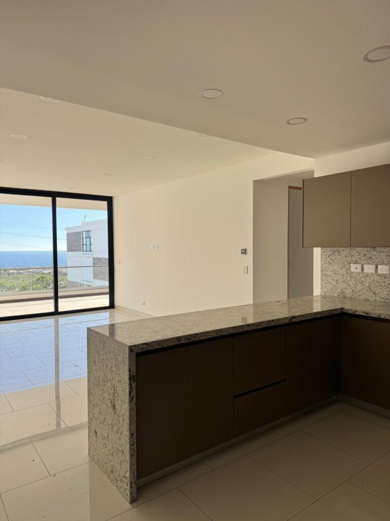 Los Cabos Costarena Welcome to Costarena Boutique Residences. Located in the exclusive community of Club Campestre San Jose, this collection of 39 resort-style condominiums is the epitome of understated elegance. A private community meticulously designed by renowned Mexican architects Carranza/Ruiz to offer an elevated lifestyle. Intimately scaled at seven three-story towers over two and a half acres, the vision of these homes is rooted in the natural world and seamlessly integrates indoor-outdoor living. Enjoy the tranquility and beauty of luxury coastal living with convenient proximity to all San Jose has to offer. Effortless style is in every detail of this meticulously designed three-bedroom three full bathroom residence. A perfect expression of understated elegance in over 1964 square feet of indoor-outdoor living space. Unobstructed – Torre Agara, Cabo Corridor, Cabo Corridor, BS