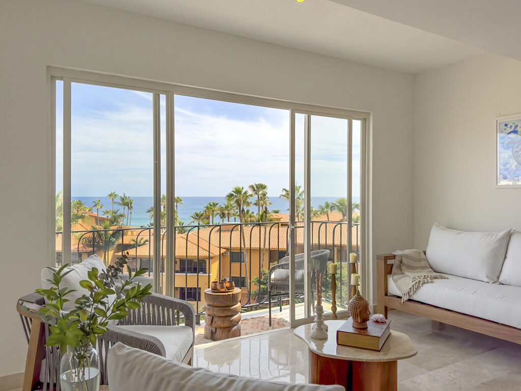 Los Cabos Club La Costa Beautifully renovated two-story penthouse in the highly coveted Club La Costa community. Ideally located just steps from restaurants, shopping, Plaza Pescador, and the Art District, and only a 3-minute walk to the beach. This pristine condo offers beautiful golf course and mountain – Vista La Jolla Ocean View, San Jose del Cabo, San Jose del Cabo, BS