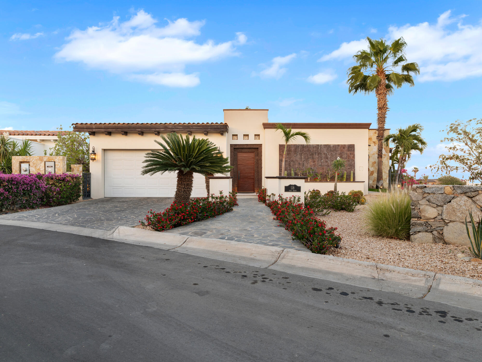 Los Cabos Pedregal Csl CASA SUNSHINE - A rare opportunity to own an exceptional home in the prestigious gated community of Pedregal, Cabo San Lucas. This stunning 5-bedroom, 4-bathroom residence features an office and multiple terraces with breathtaking bay and ocean for sale