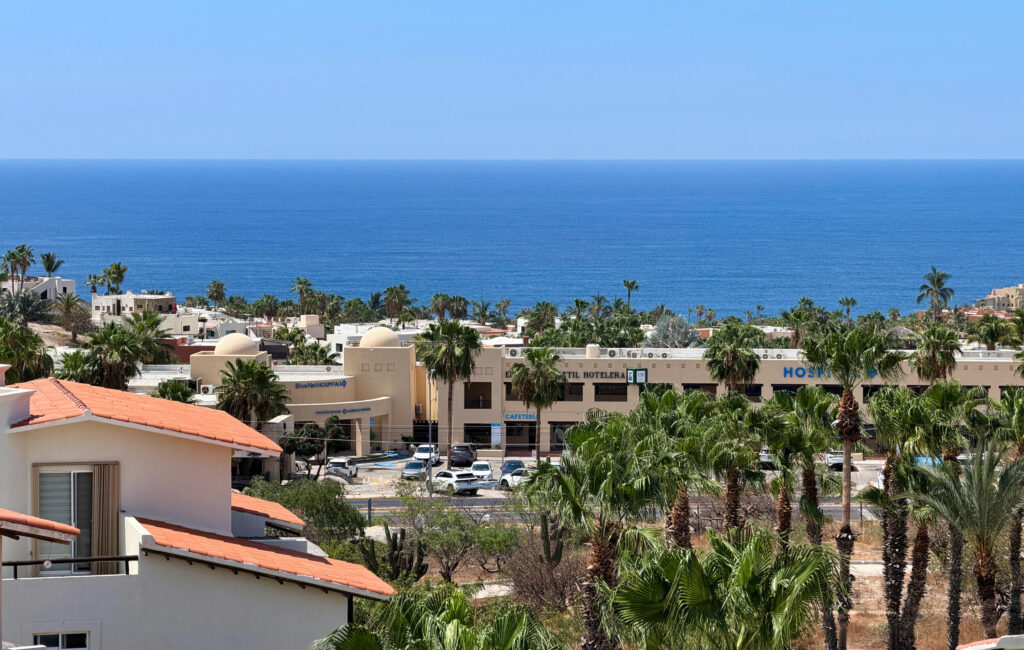 Los Cabos Tamar PRICED TO SELL! 3-BR/2.5-BA in a great location. SPECTACULAR – 1918 C.SIERRA MADRE, Cabo San Lucas, BS