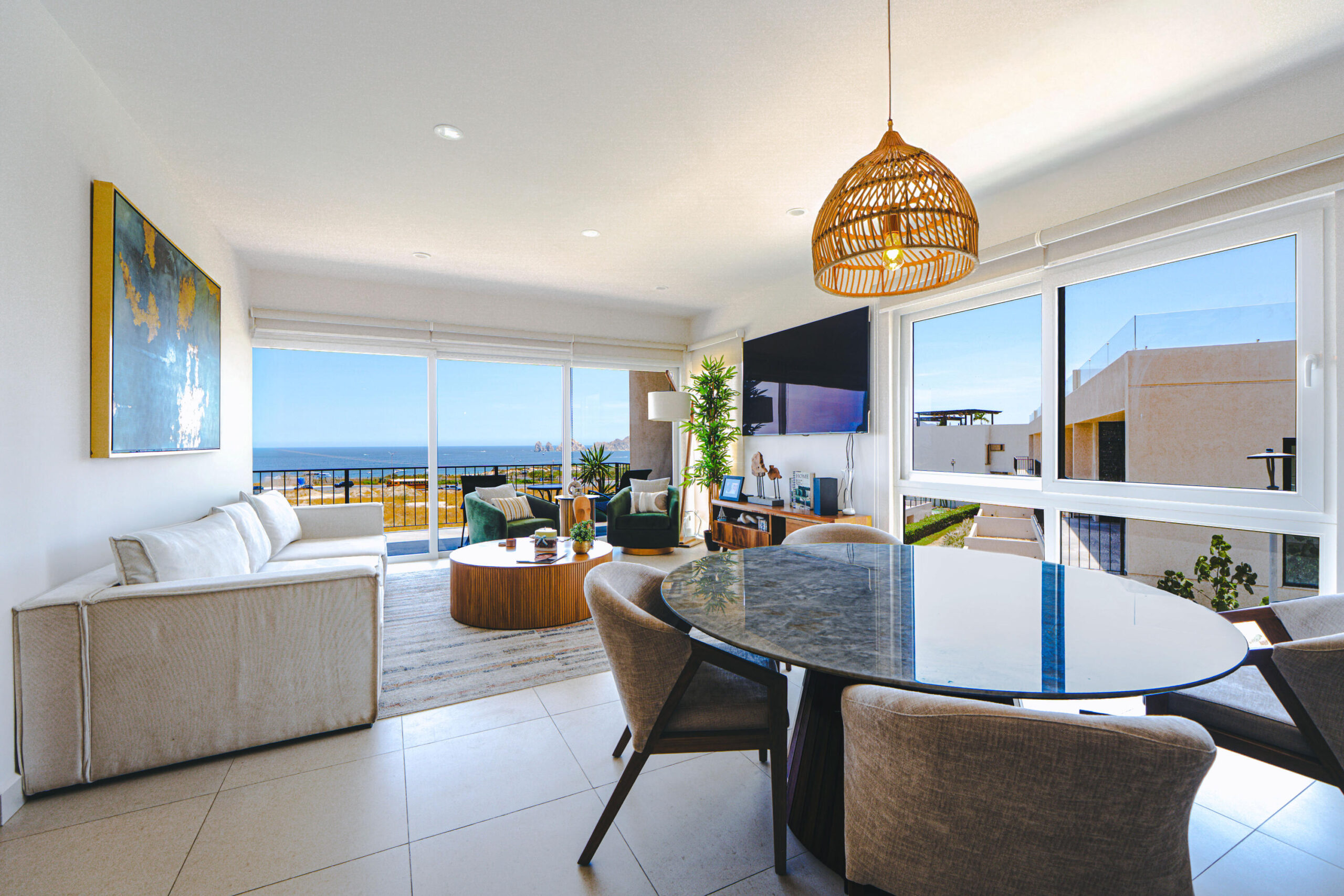 Los Cabos Cuatrovientos E2-201 is the biggest condo in the whole complex. Having a ''million-dollar'' for sale