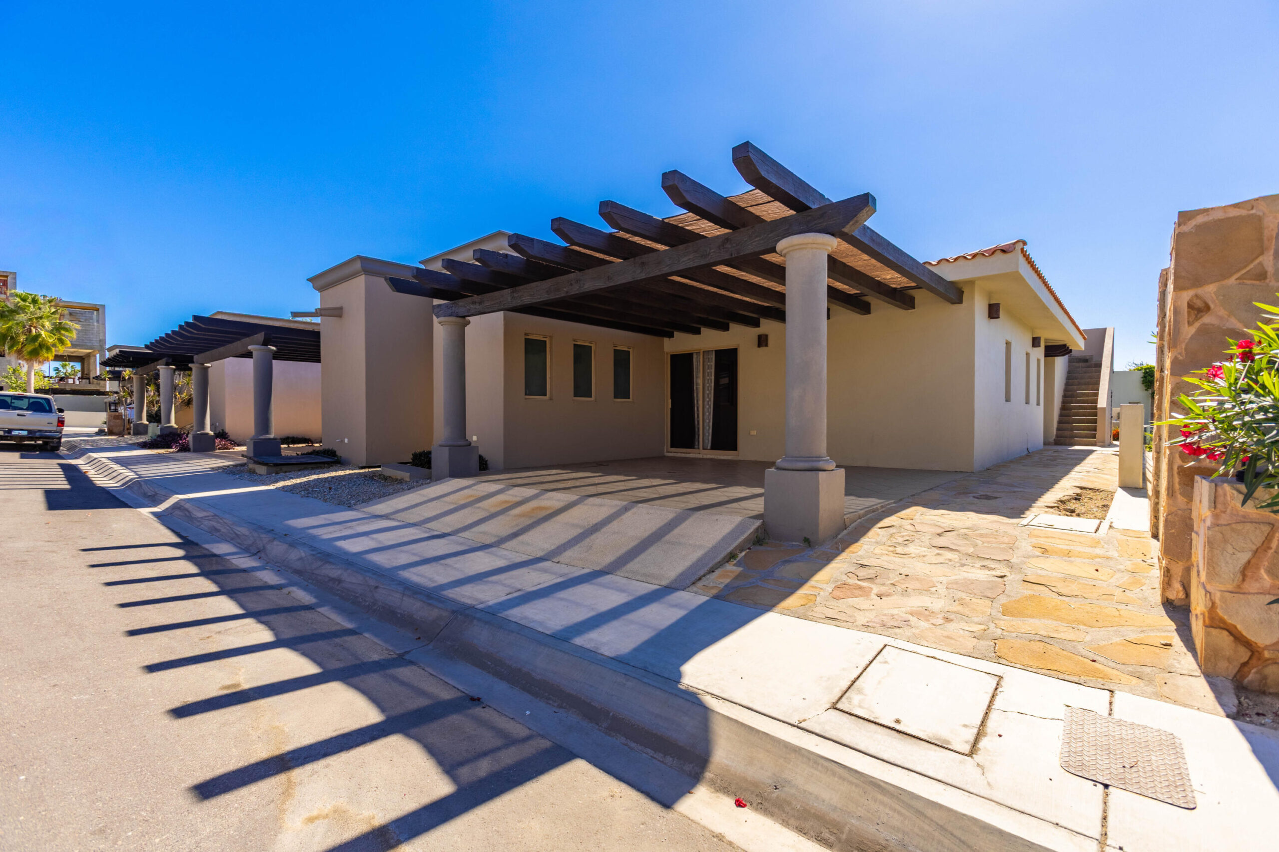 Los Cabos Ventanas Discover effortless coastal living in this beautiful single-level home boasting sweeping rooftop for sale