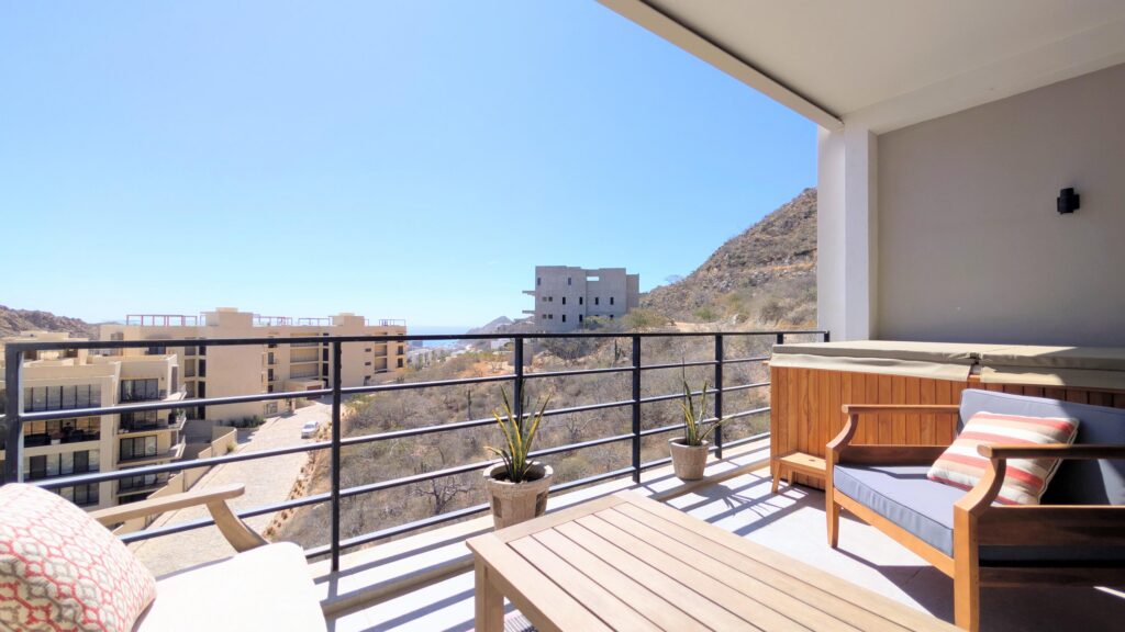 Los Cabos Vista Mare Condo for sale at Vista Mare, Cabo San Lucas, located on the third level within a private residential community in the Sunset area, one of Cabo's fastest-growing zones. Enjoy a peaceful setting just minutes from downtown, the Marina, restaurants, cafés, shops, supermarkets, and entertainment. This unit offers 111.15 m² total, including 97.65 m² of air-conditioned interior space and a 13.5 m² private terrace. It features 2 bedrooms, 2 full bathrooms, living and dining areas, an equipped kitchen, A/C, and 1 underground parking space. Vista Mare offers a gym, 2 pools, jacuzzi, and firepit social area. Ready for delivery. Price: – Ventanas PH, Cabo Corridor, Cabo Corridor, BS