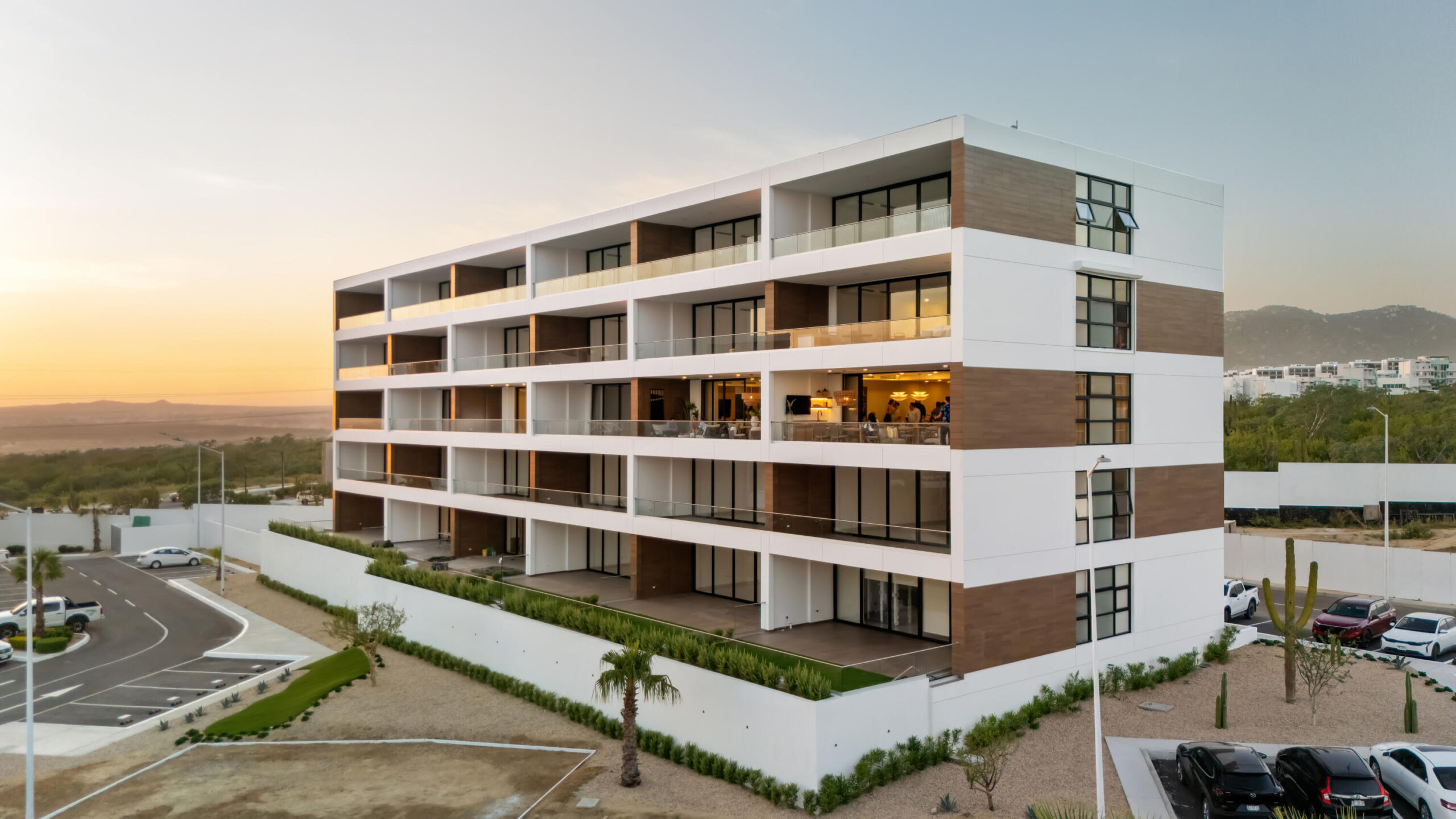 Los Cabos Duara This property has amenities such as: Swimming pool, gym, game room, mini golf, basketball courts, children's play area and a common meeting room.Direct Developer Financing in US Dollars: Term: Up to 60 months. Fixed annual interest rate: 8% or 18 months interest-free.Simple and fast process. for sale